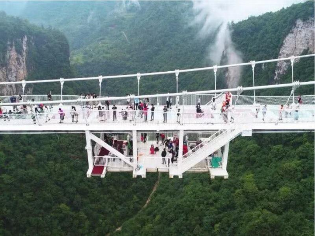 Bungee Jumping